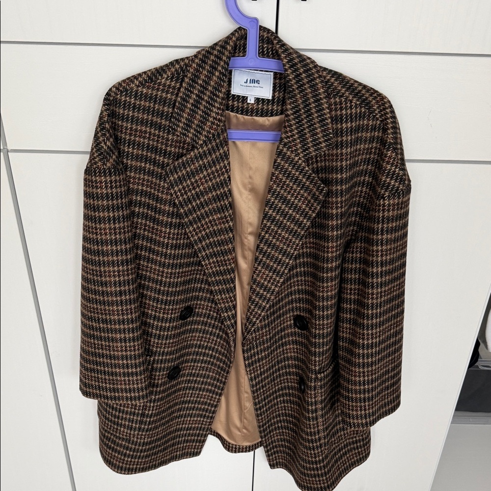 J.ING Checkered Women's Blazer in Brown and Black
